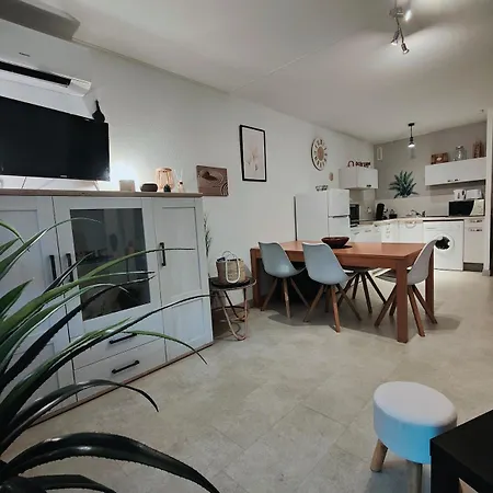 Cap D 4pers 1bb Rdc Calme Clim Terrasse Bbq Агд